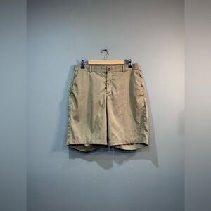 Men’s Tan Nike Dri-Fit Golf Shorts Size 32 EUC
